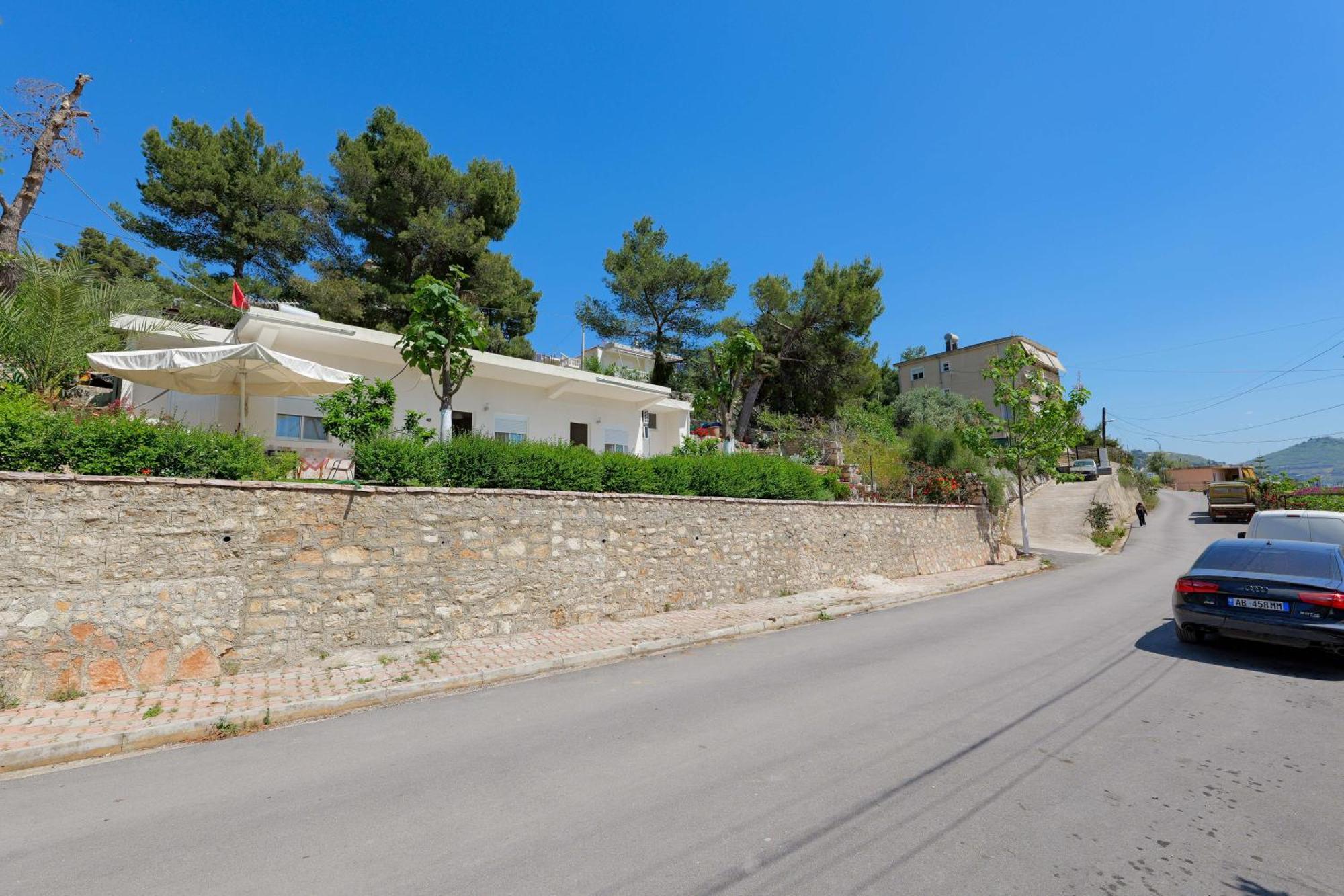 Flower Vila Sarandë 외부 사진