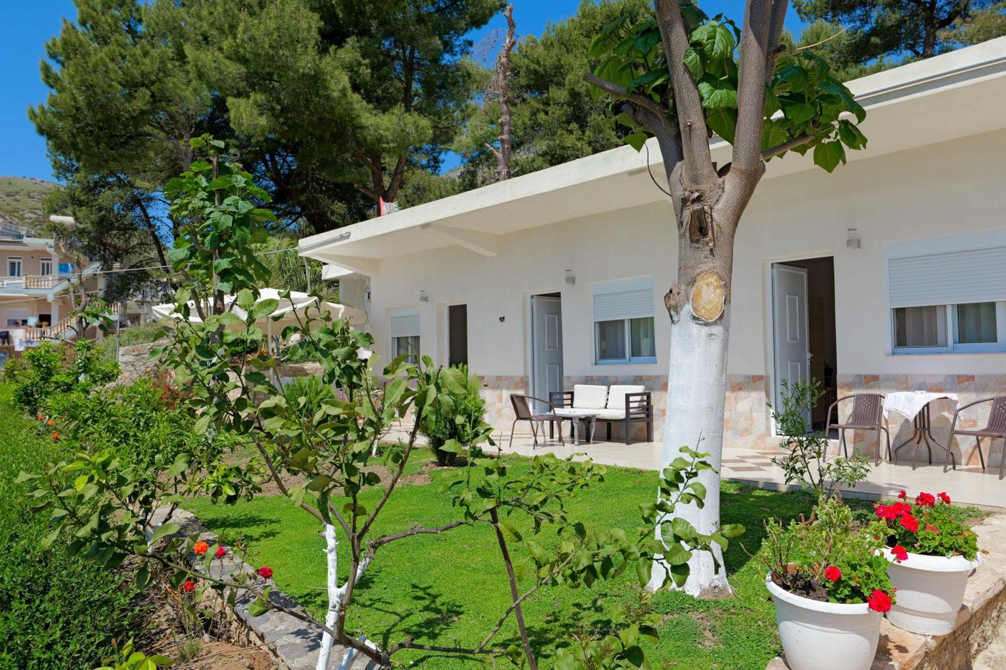 Flower Vila Sarandë 외부 사진